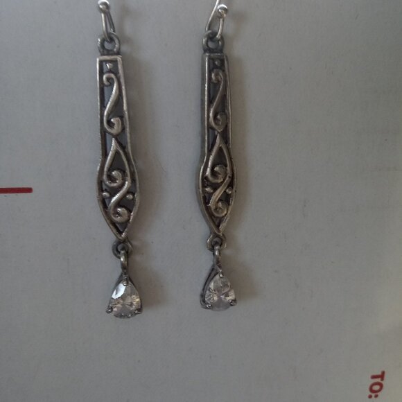 Retired Silpada Sterling Silver Filigree CZ Drop Dangle Earrings - Picture 4 of 4
